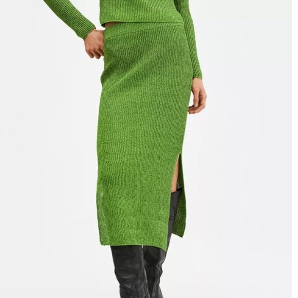 NWOT MANGO Women's Slit Knitted Skirt in Green in Size S - Picture 16 of 16